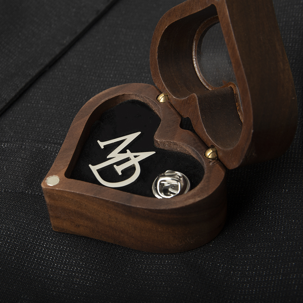 Tangula Custom Initials Brooch - đánh giá và giá Men'S Groom